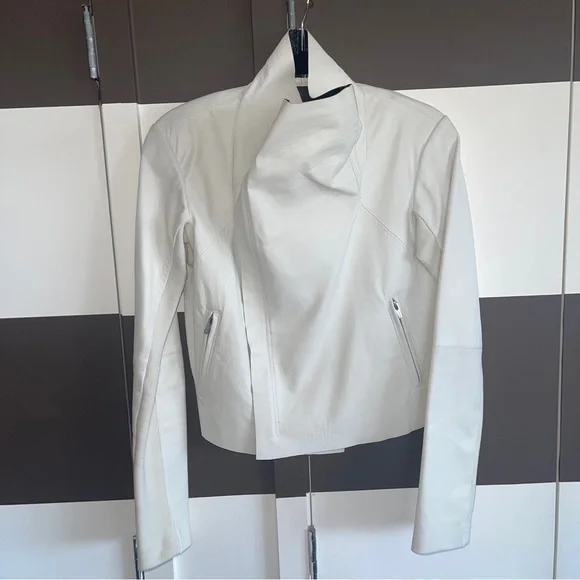 VEDA White & Black Flap Leather Jacket Size Medium - Picture 4 of 15